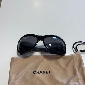 CHANEL quilted 5116-Q sunglasses